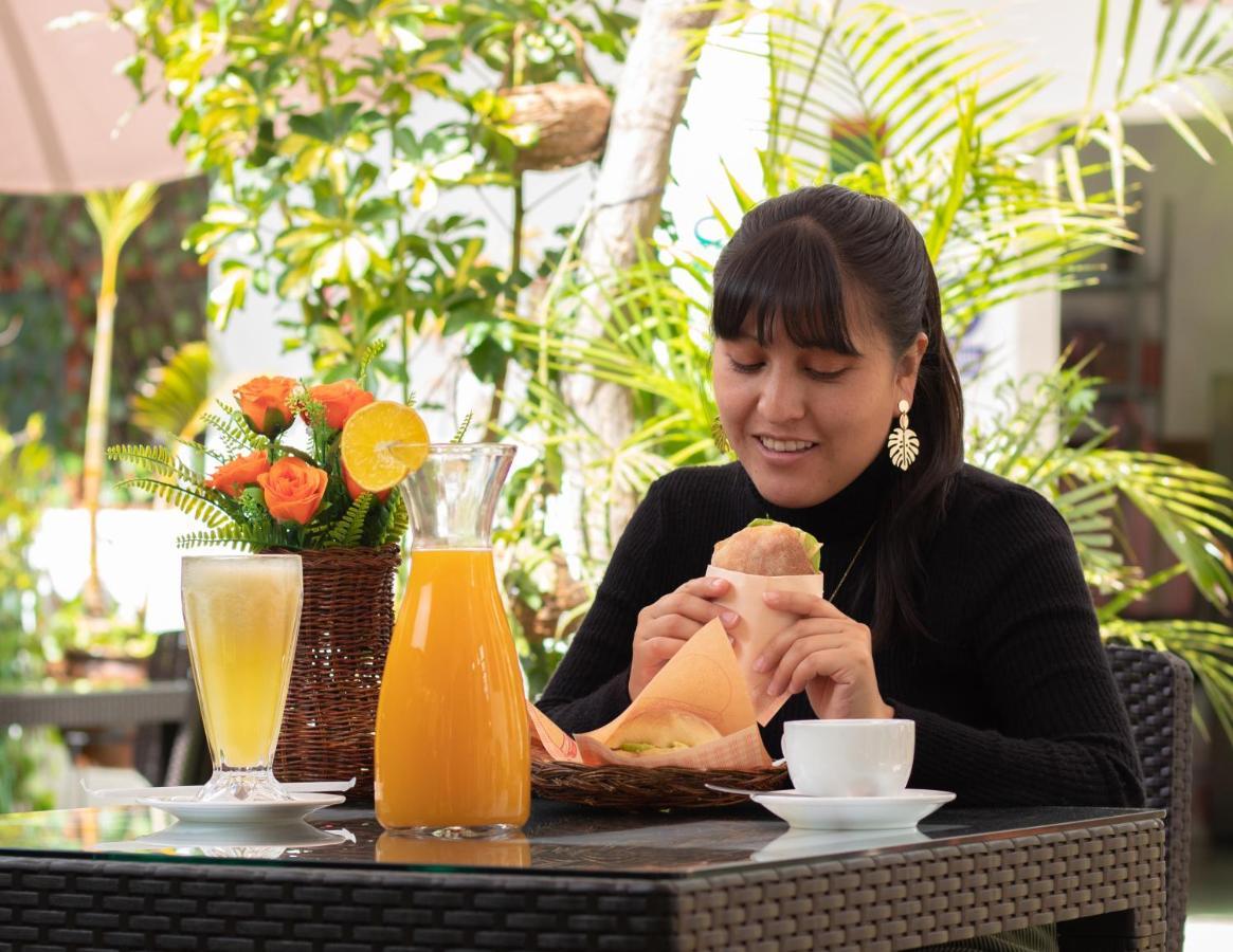 Hotel Plaza Central Ayacucho Kültér fotó