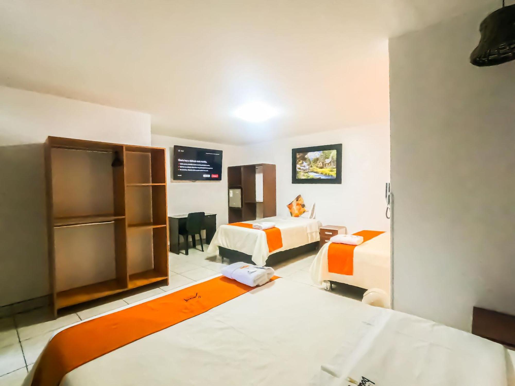 Hotel Plaza Central Ayacucho Kültér fotó