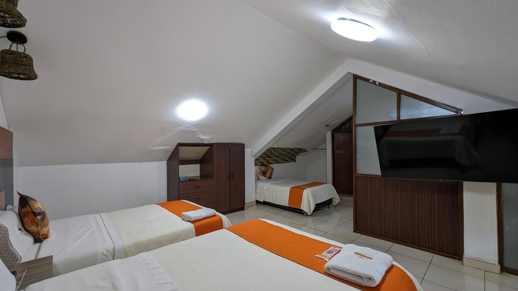Hotel Plaza Central Ayacucho Kültér fotó