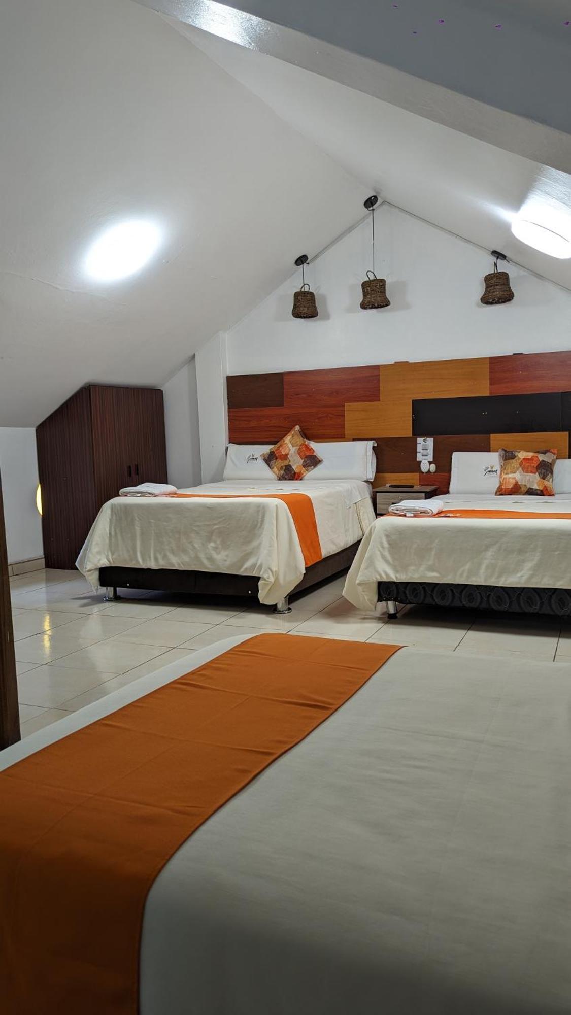 Hotel Plaza Central Ayacucho Kültér fotó