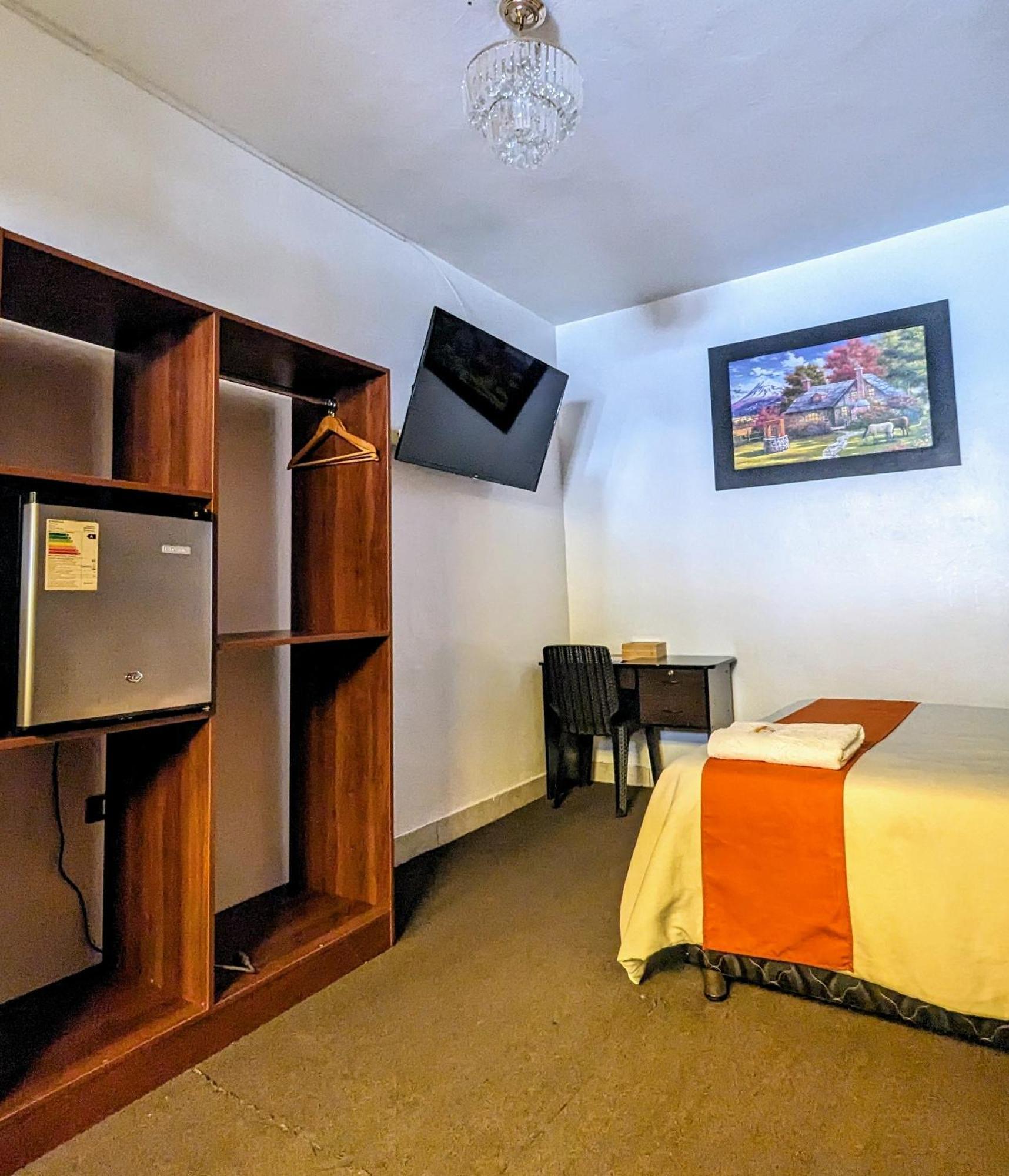 Hotel Plaza Central Ayacucho Kültér fotó
