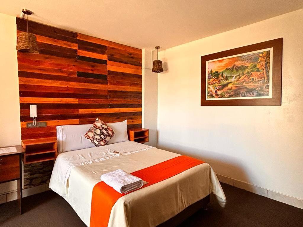 Hotel Plaza Central Ayacucho Kültér fotó